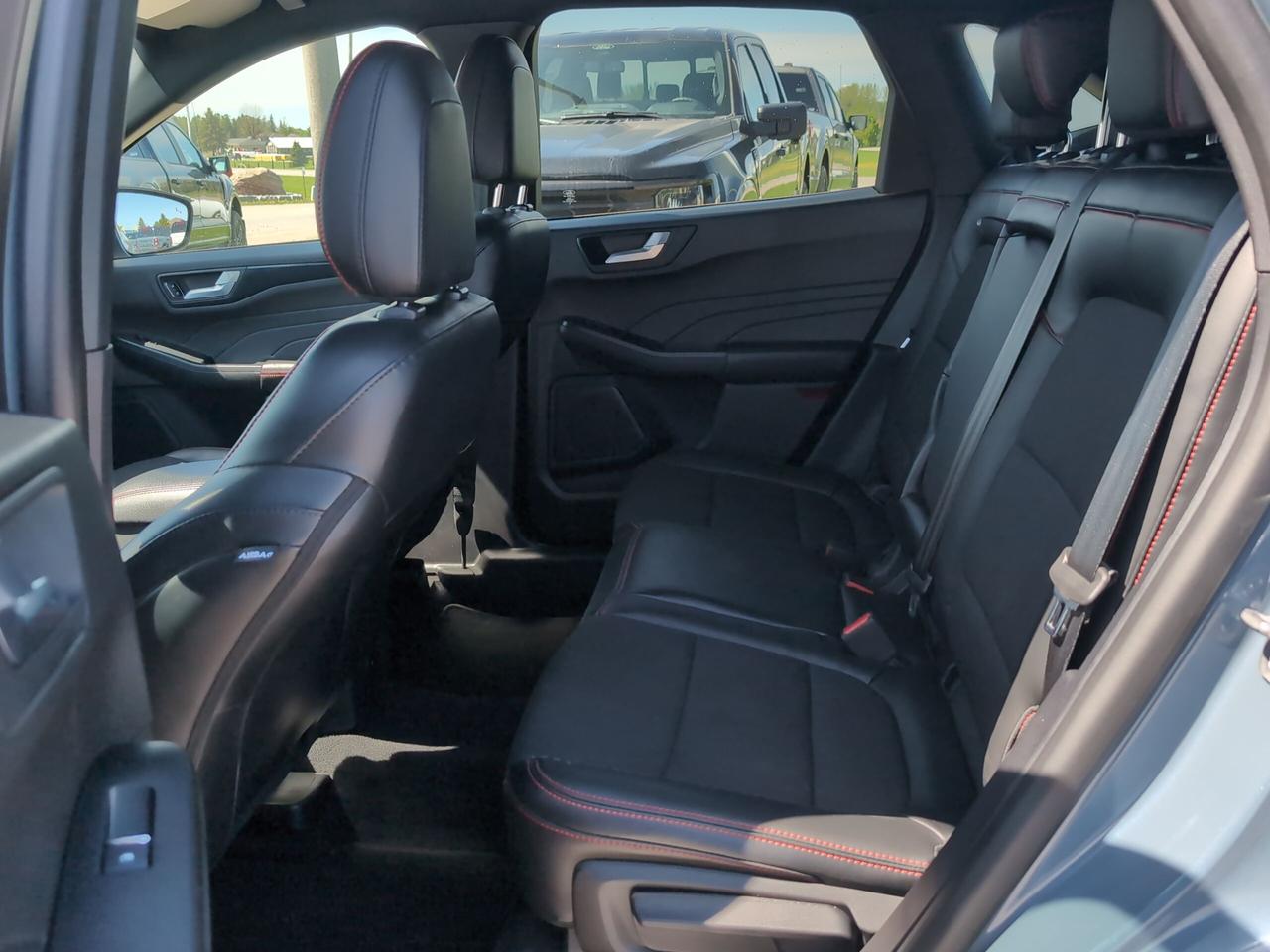 2023 Ford Escape ST-Line AWD Photo