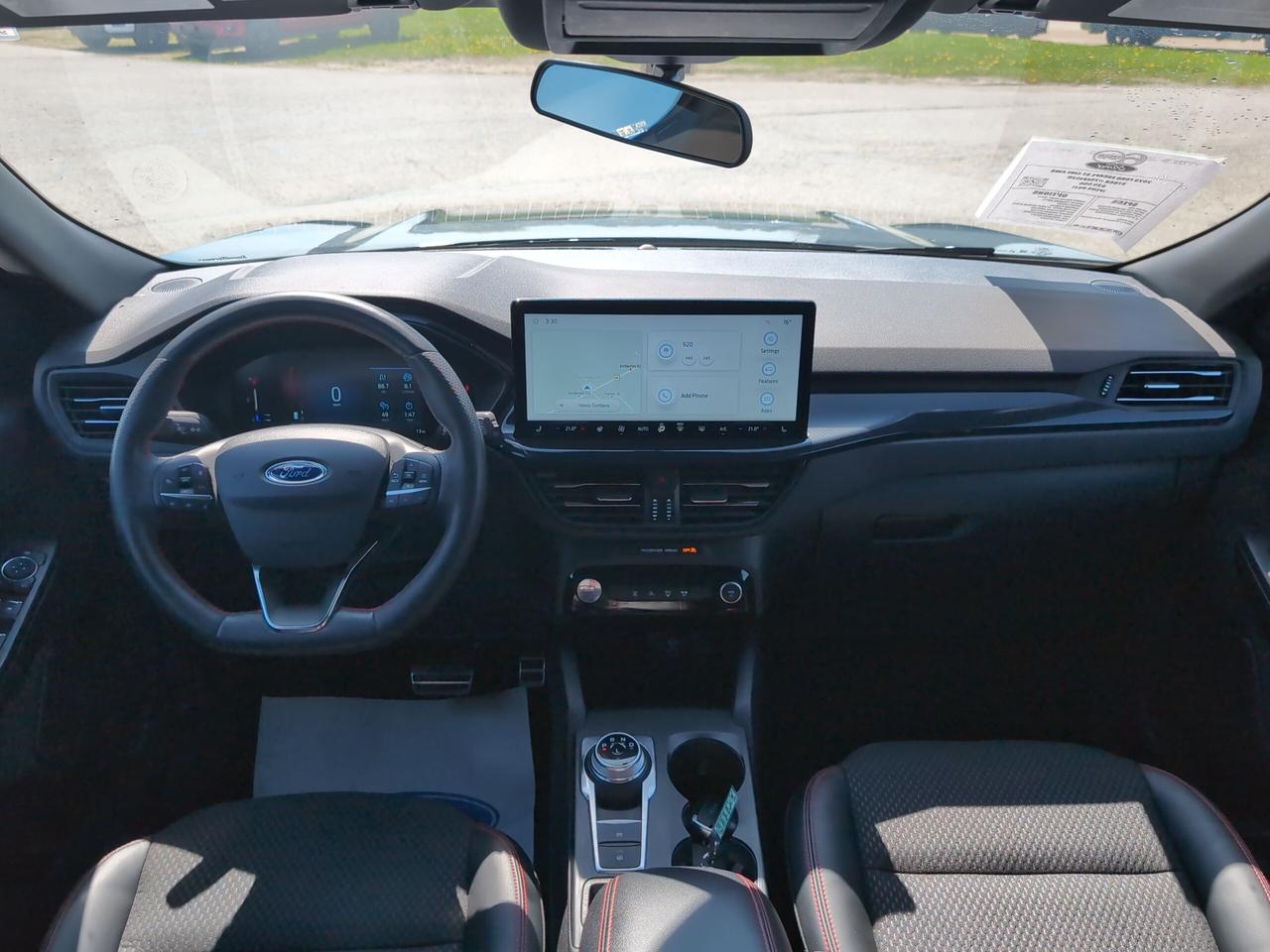 2023 Ford Escape ST-Line AWD Photo