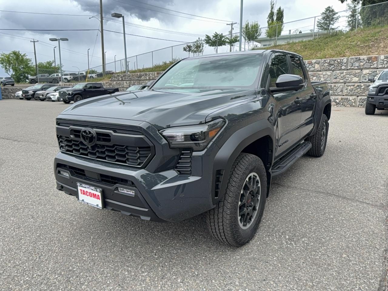 2026 Toyota Tacoma Double Cab AT TRD Off Road Premium Photo2