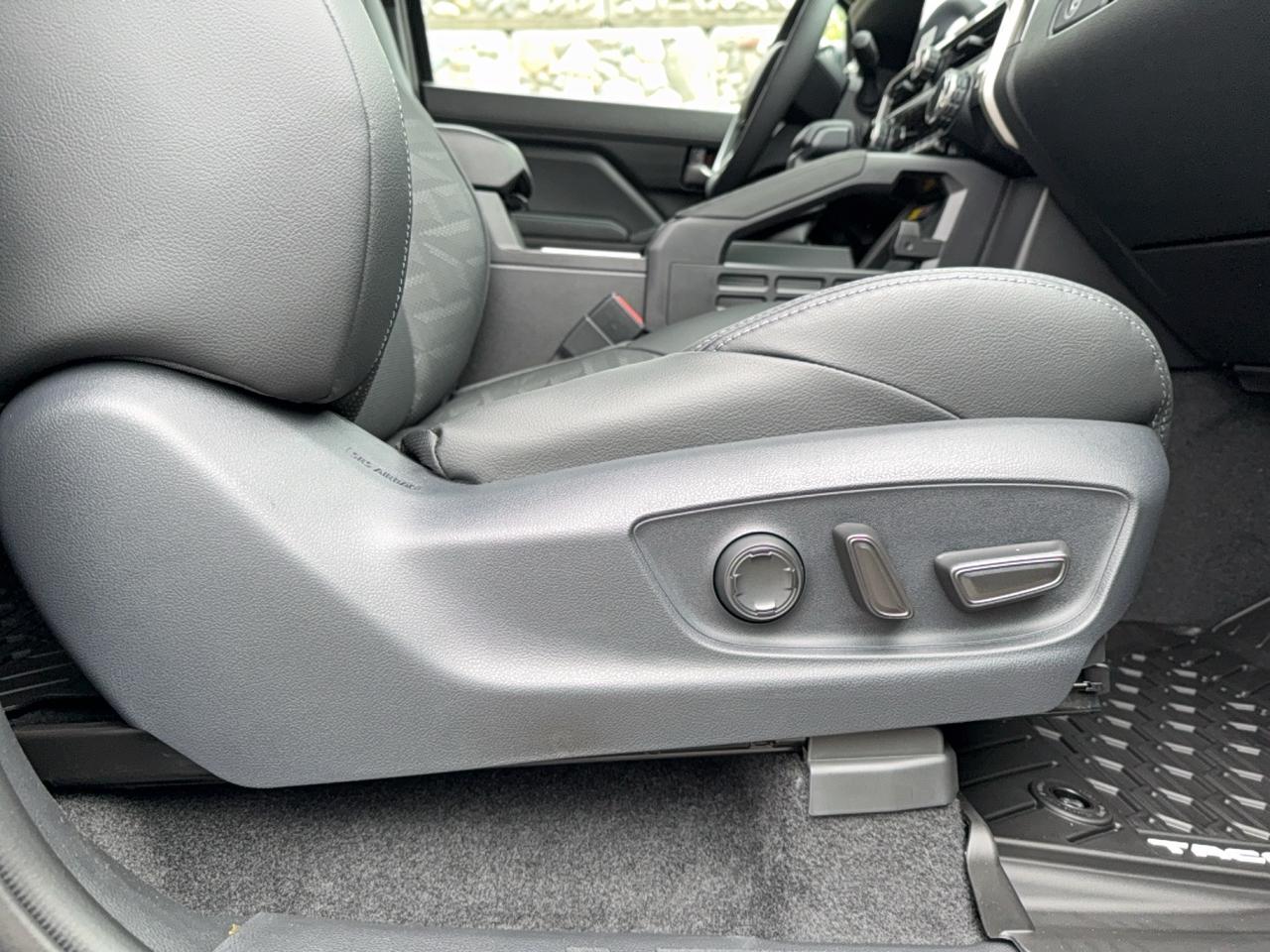 2026 Toyota Tacoma Double Cab AT TRD Off Road Premium Photo