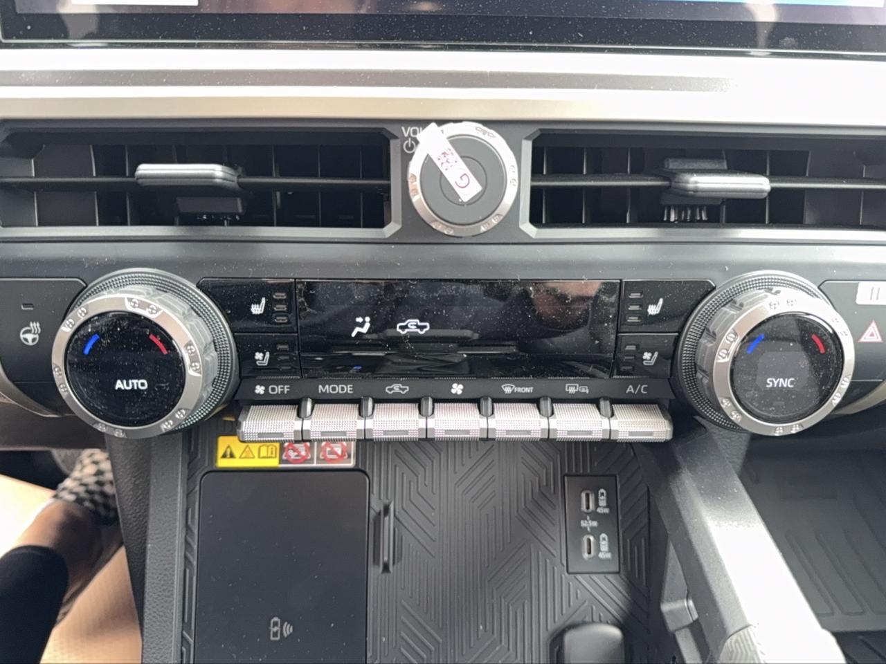 2026 Toyota Tacoma Double Cab AT TRD Off Road Premium Photo