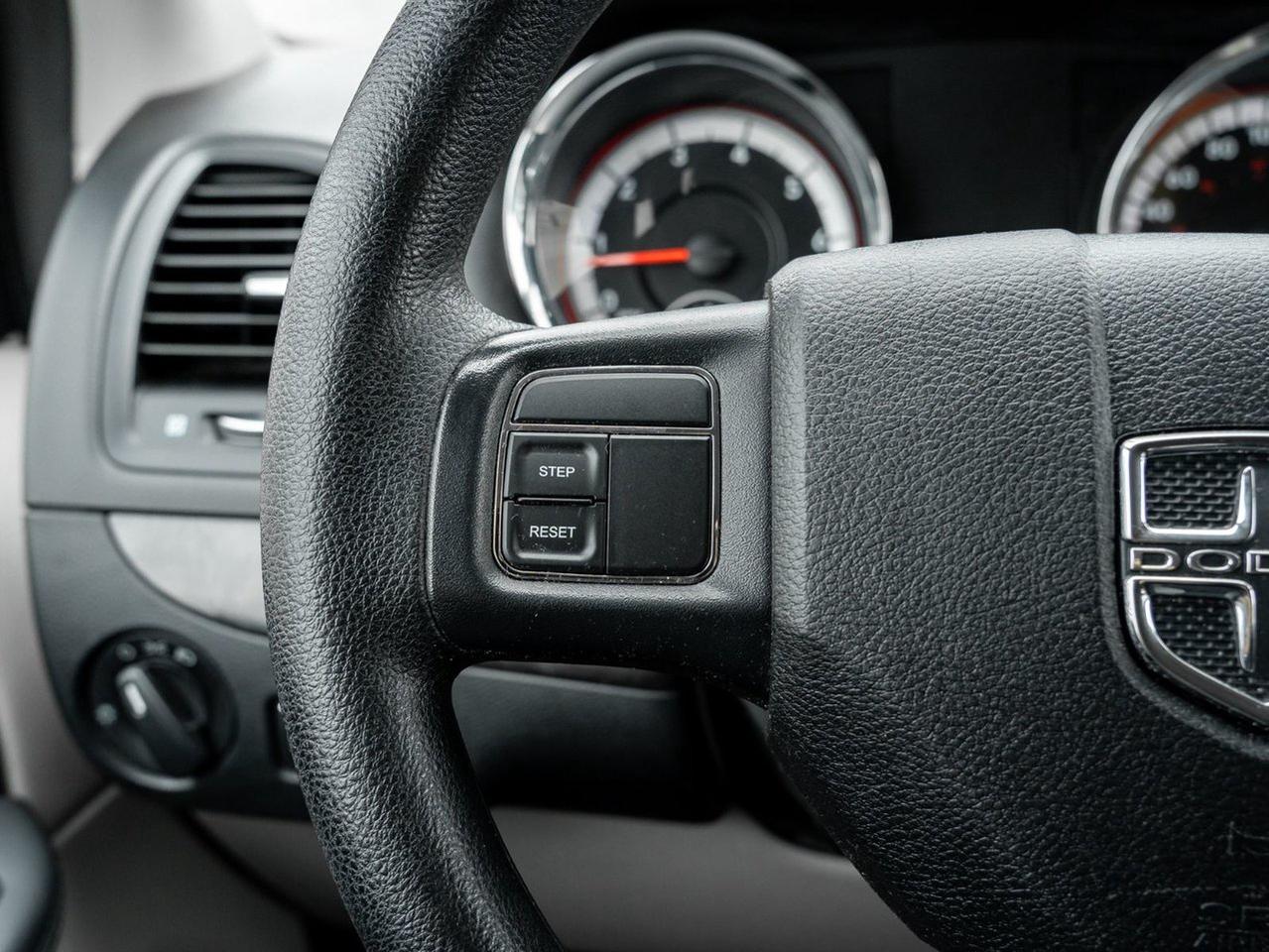 2016 Dodge Grand Caravan SXT Photo