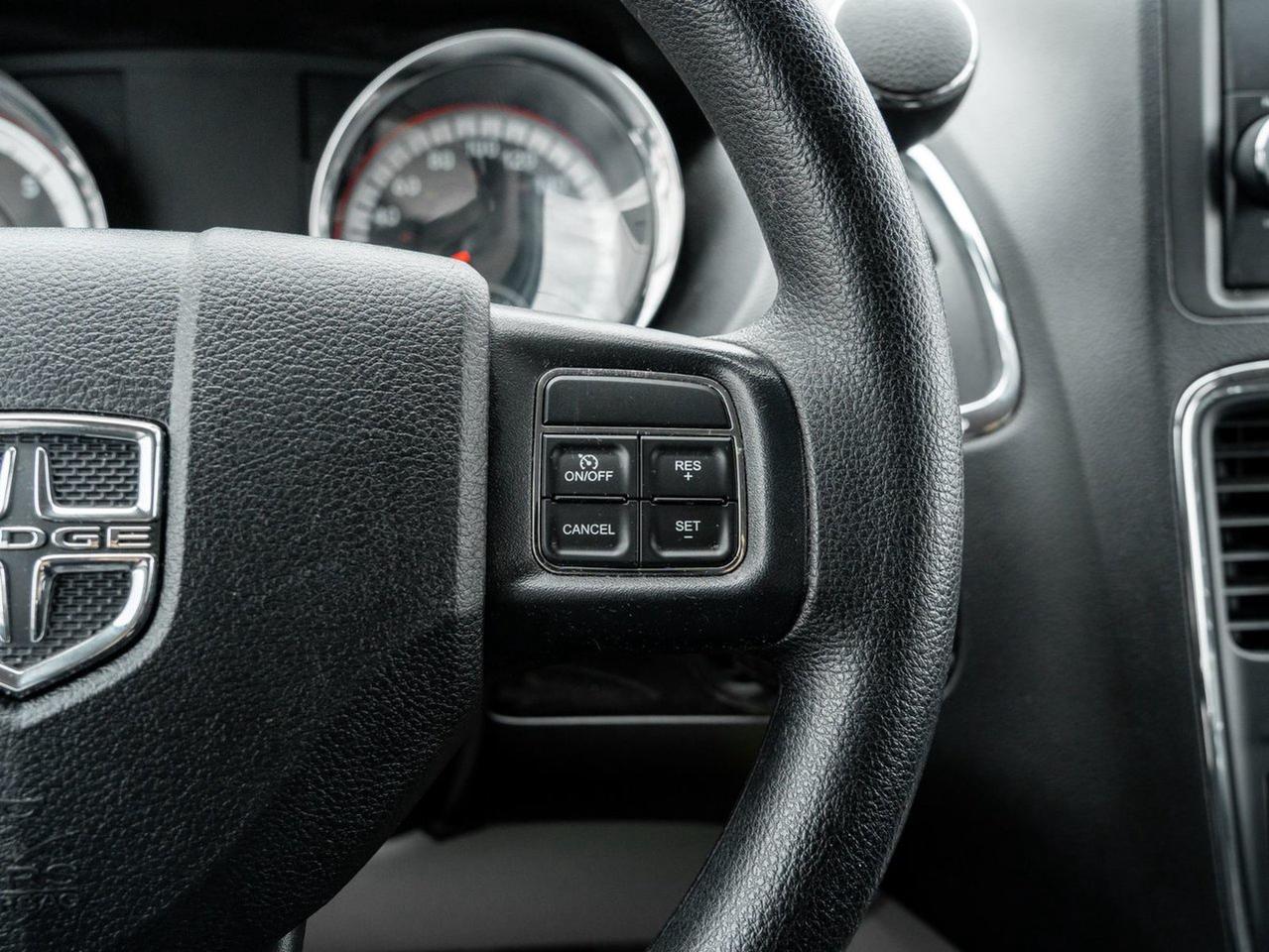 2016 Dodge Grand Caravan SXT Photo