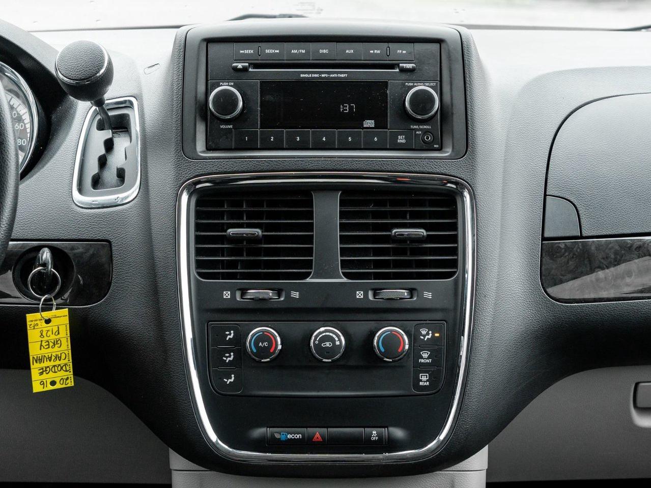 2016 Dodge Grand Caravan SXT Photo