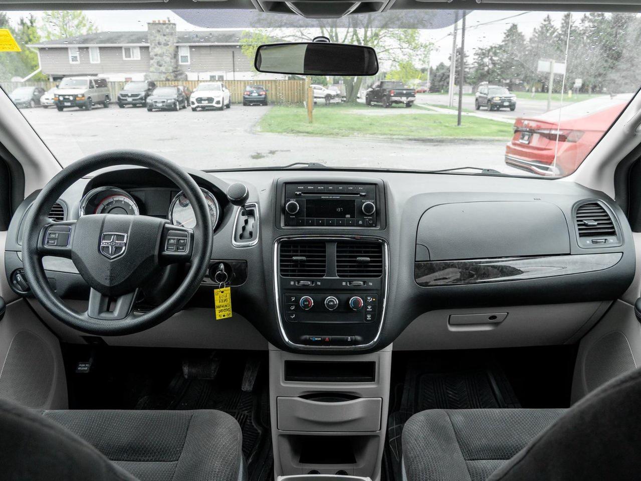 2016 Dodge Grand Caravan SXT Photo