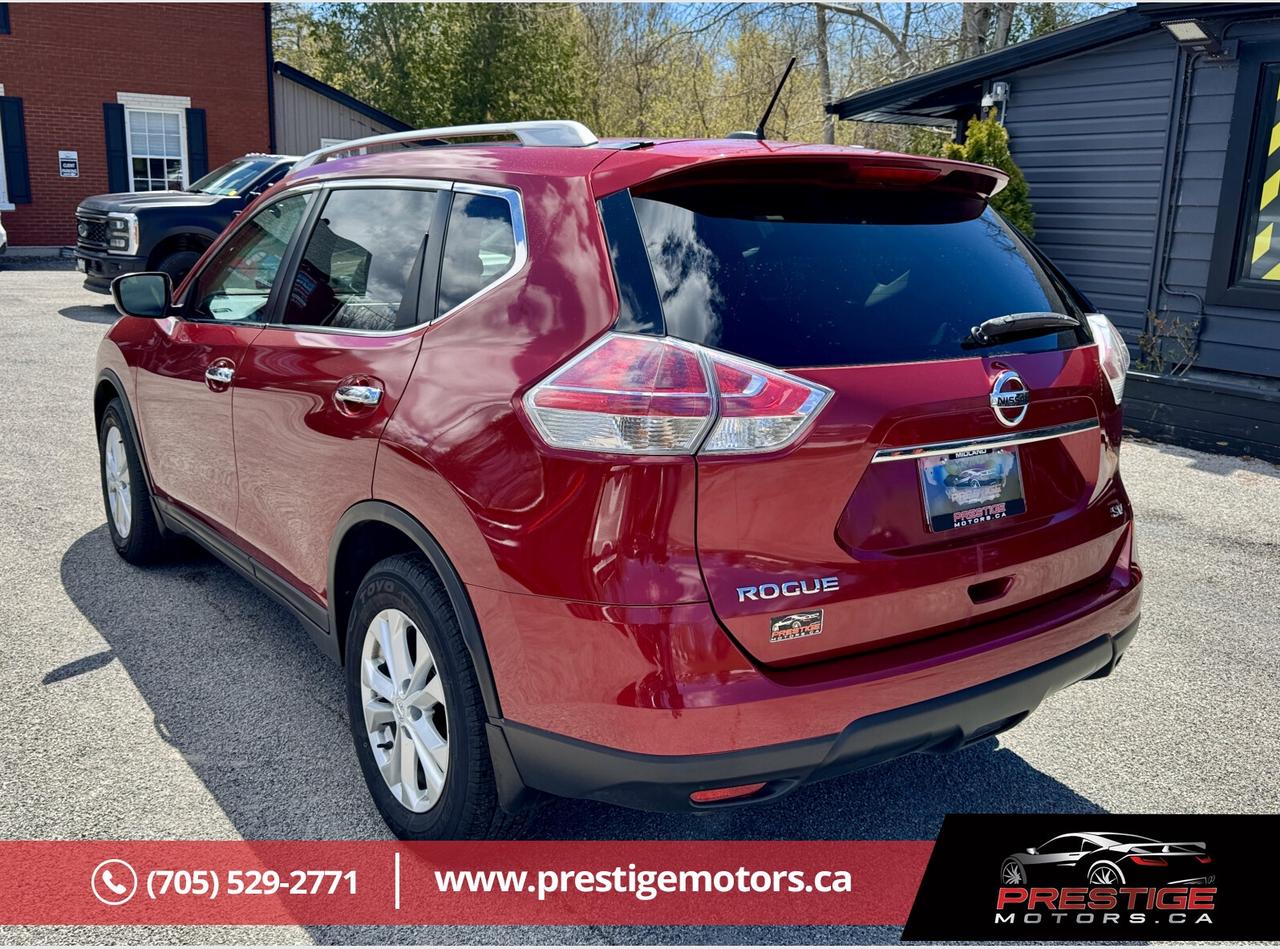 2016 Nissan Rogue SL Photo2