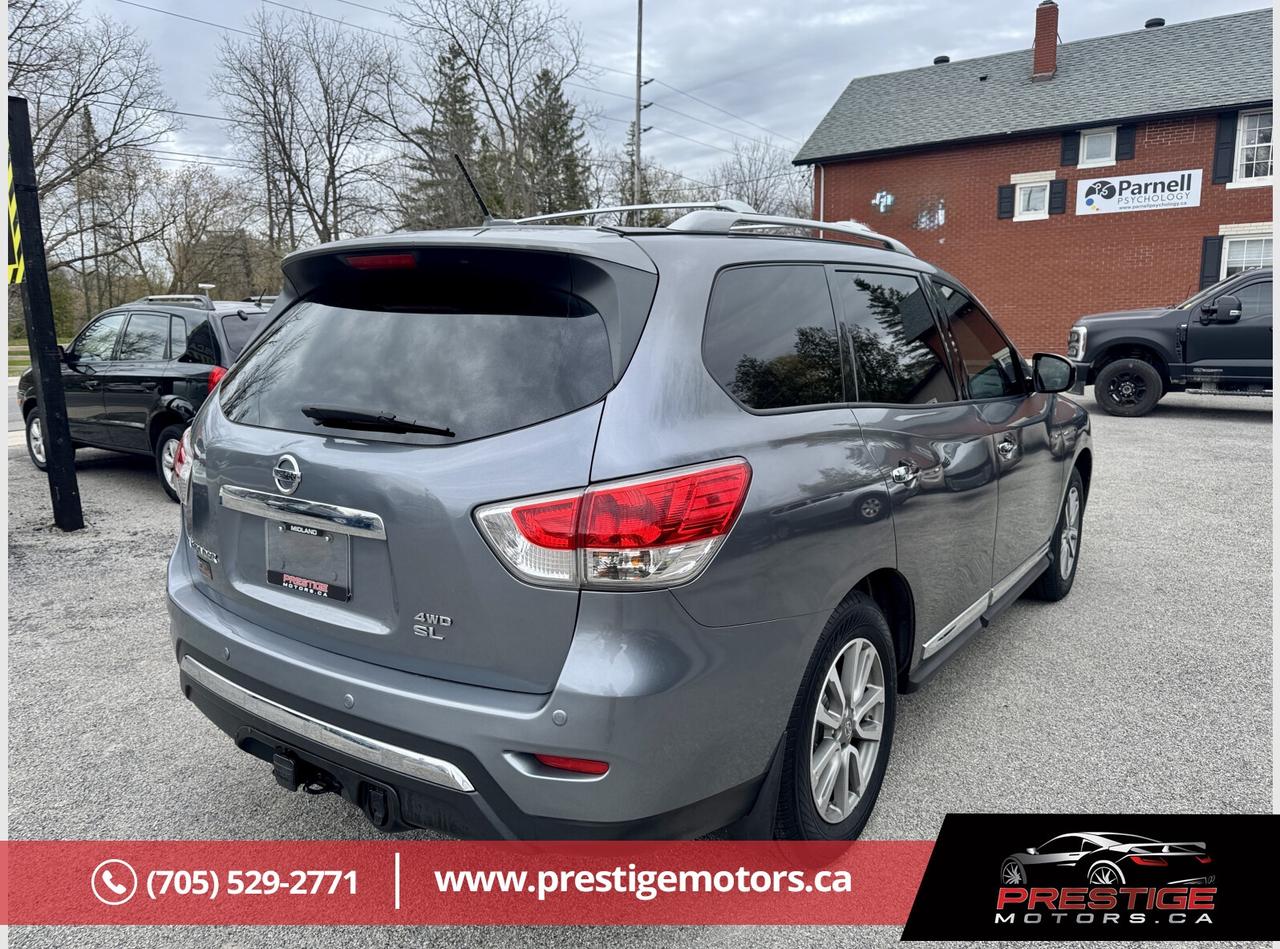 2016 Nissan Pathfinder SL Photo4