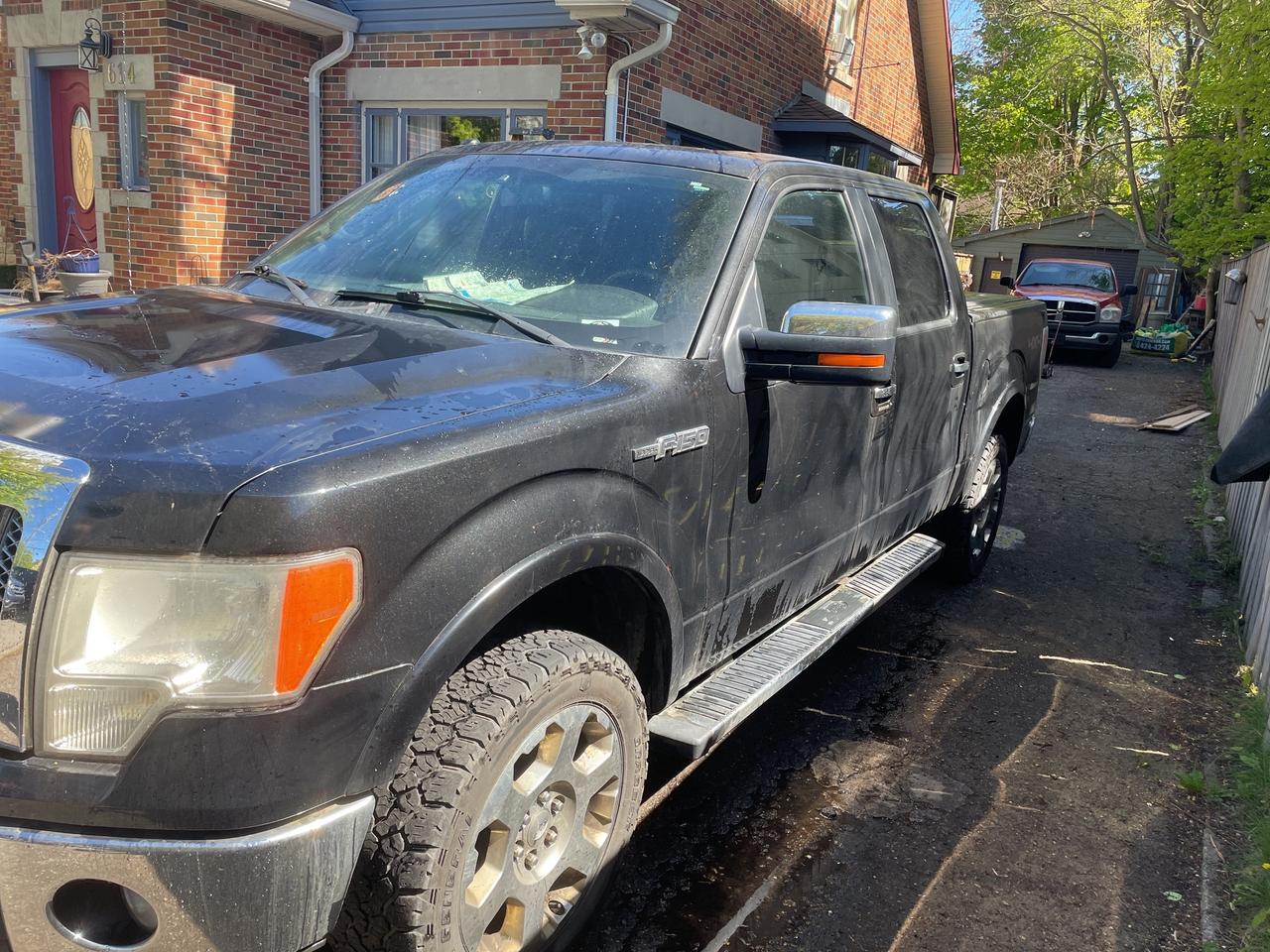 2012 Ford F-150 Lariat Photo