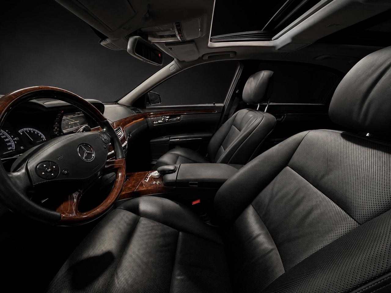 2013 Mercedes-Benz S-Class 4dr Sdn S 550 4MATIC LWB Photo