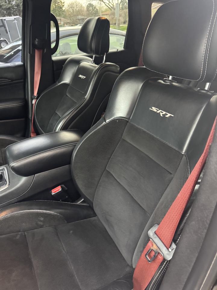 2017 Jeep Grand Cherokee SRT Photo