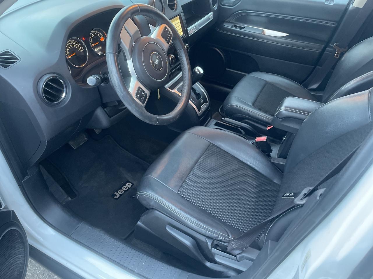 2015 Jeep Compass NORTH Photo