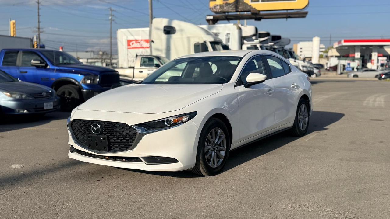 2025 Mazda MAZDA3 S Preferred Photo