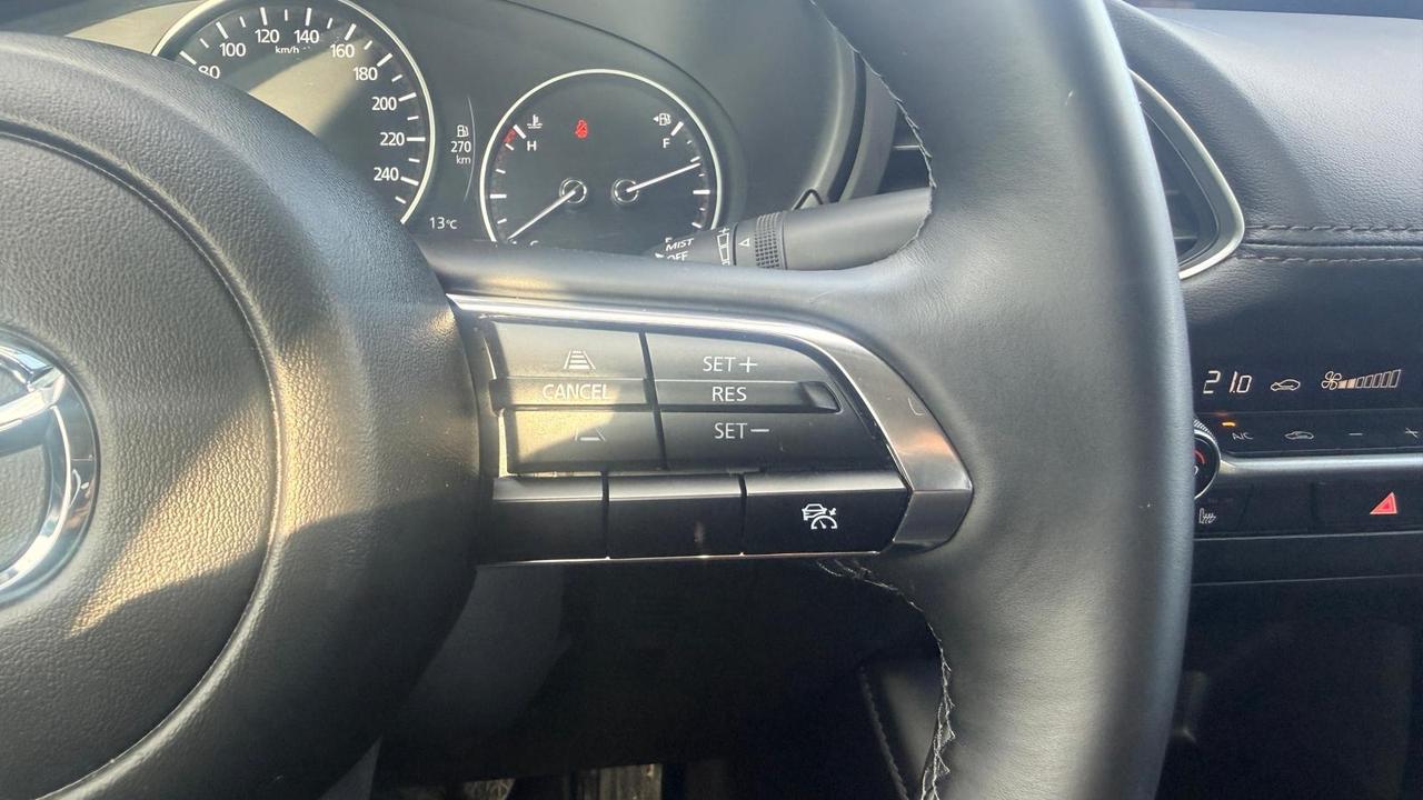 2025 Mazda MAZDA3 S Preferred Photo