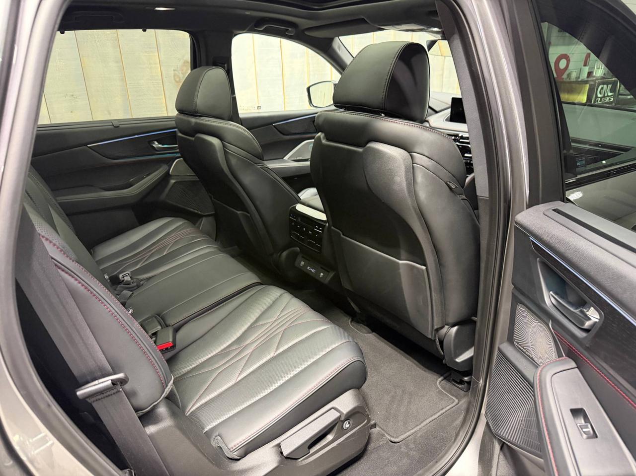 2024 Acura MDX Type S Ultra SH-AWD Photo