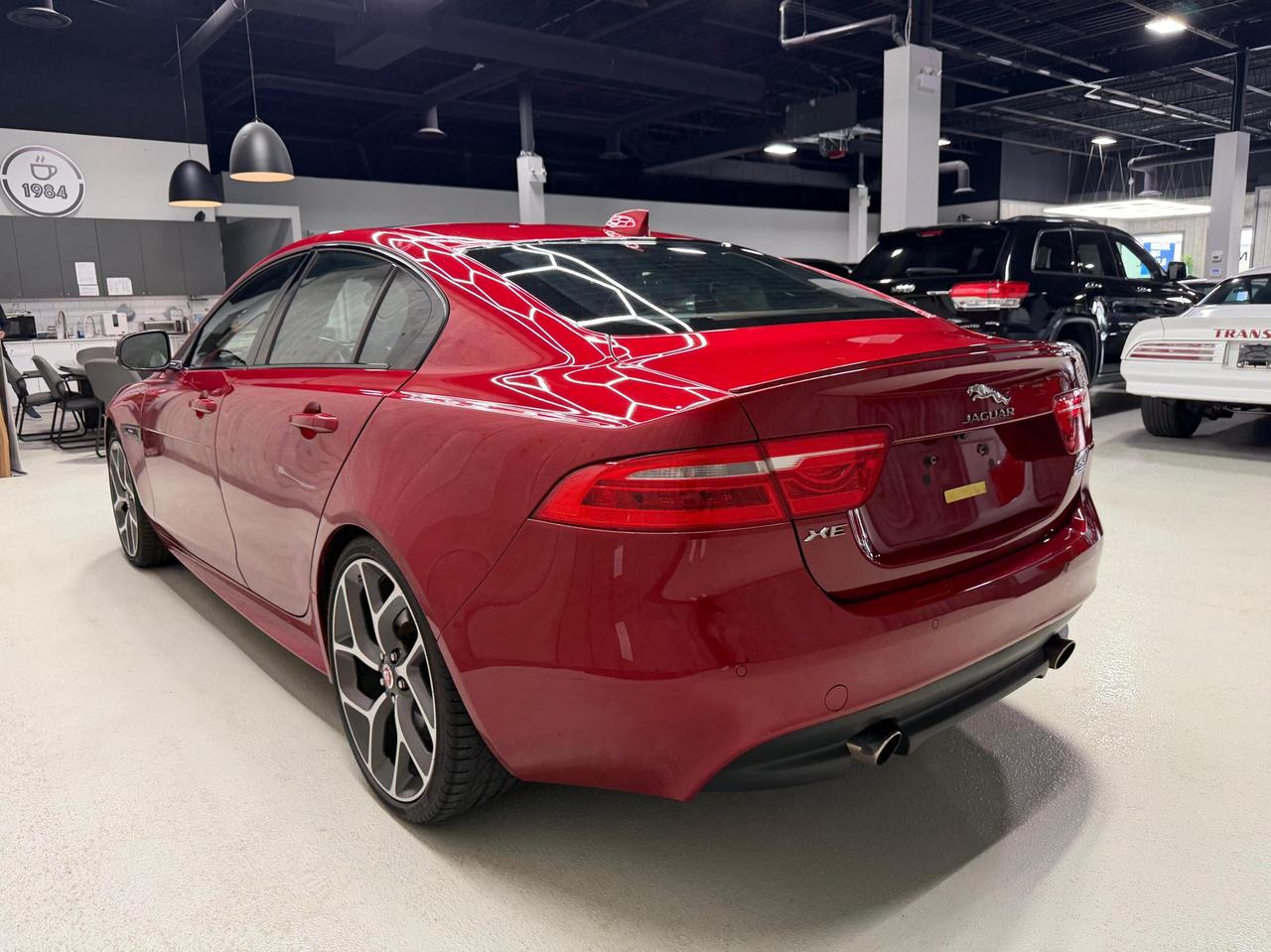 2017 Jaguar XE V6 SUPERCHARGED  R-Sport  35T FULL SERVICE RECORDS Photo