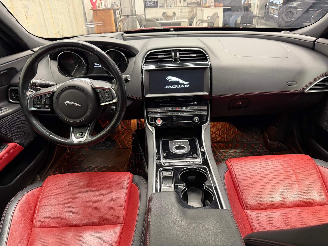 2017 Jaguar XE V6 SUPERCHARGED  R-Sport  35T FULL SERVICE RECORDS Photo