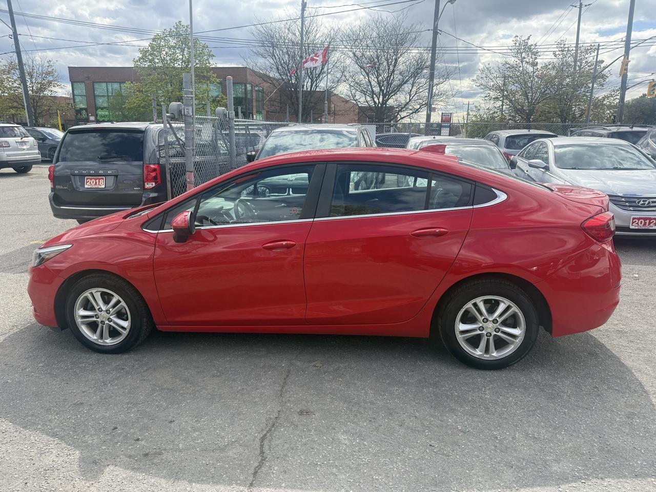 2017 Chevrolet Cruze *** 3 YEAR WARRANTY INCLUDED *** Photo