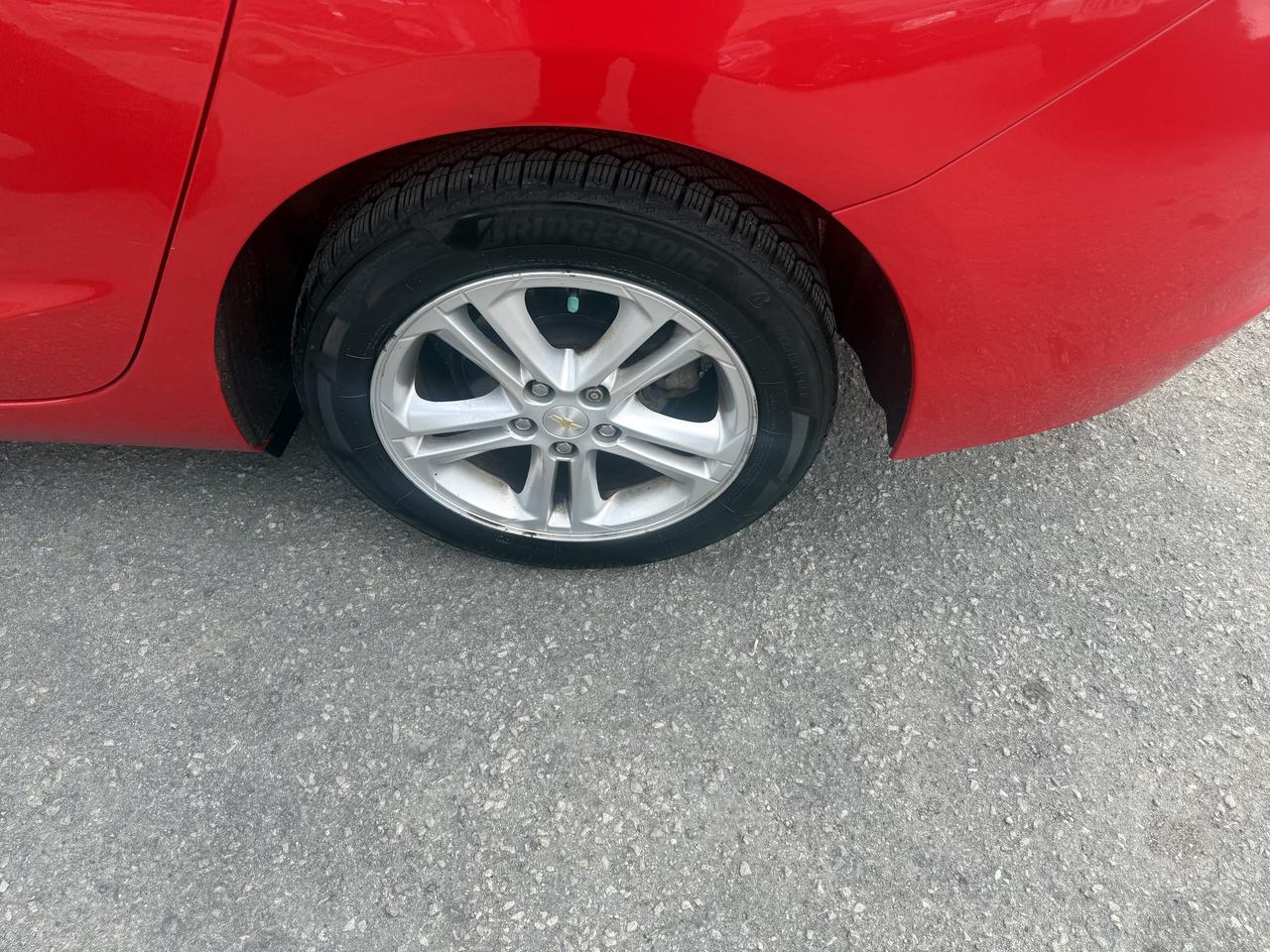 2017 Chevrolet Cruze *** 3 YEAR WARRANTY INCLUDED *** Photo