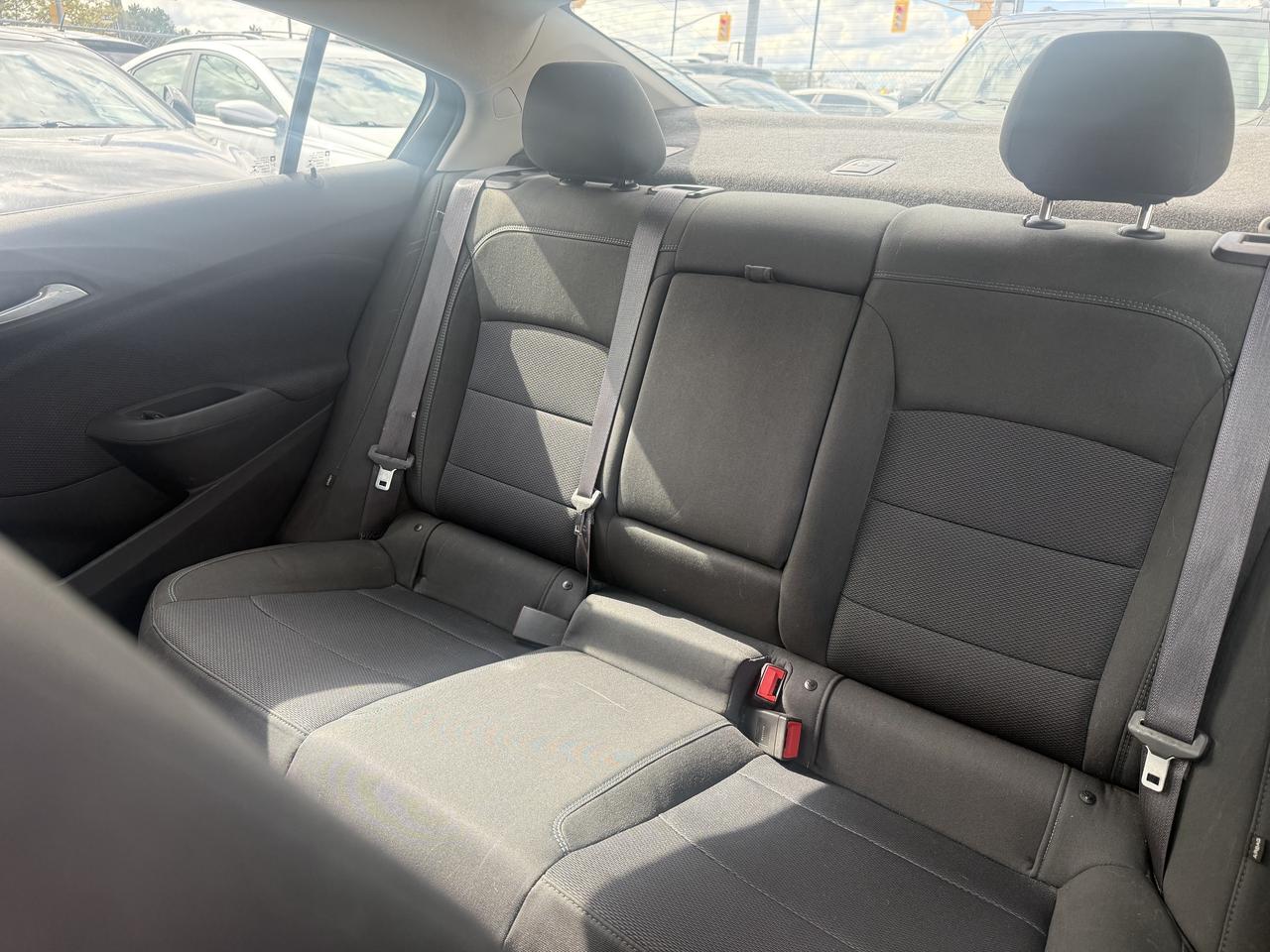 2017 Chevrolet Cruze *** 3 YEAR WARRANTY INCLUDED *** Photo