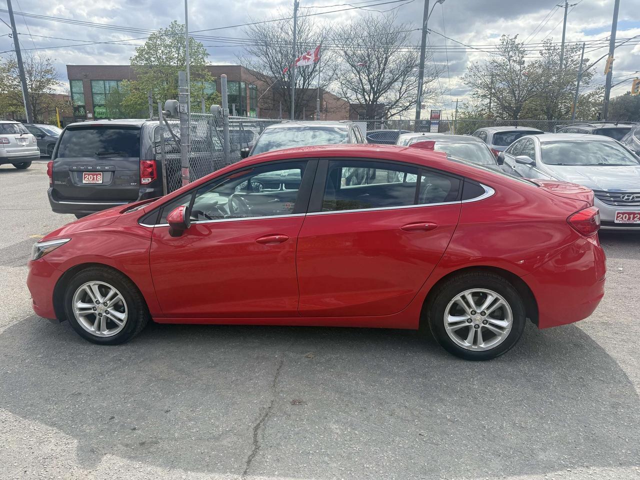 2017 Chevrolet Cruze *** 3 YEAR WARRANTY INCLUDED *** Photo