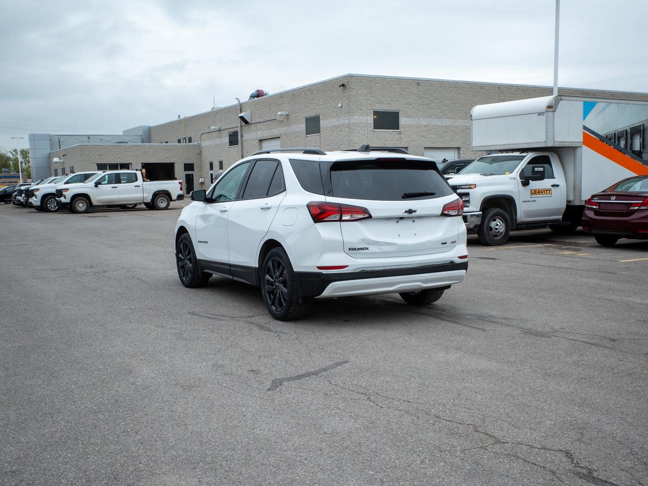 2023 Chevrolet Equinox RS - Power Driver Seat   Remote Trunk Release Photo4
