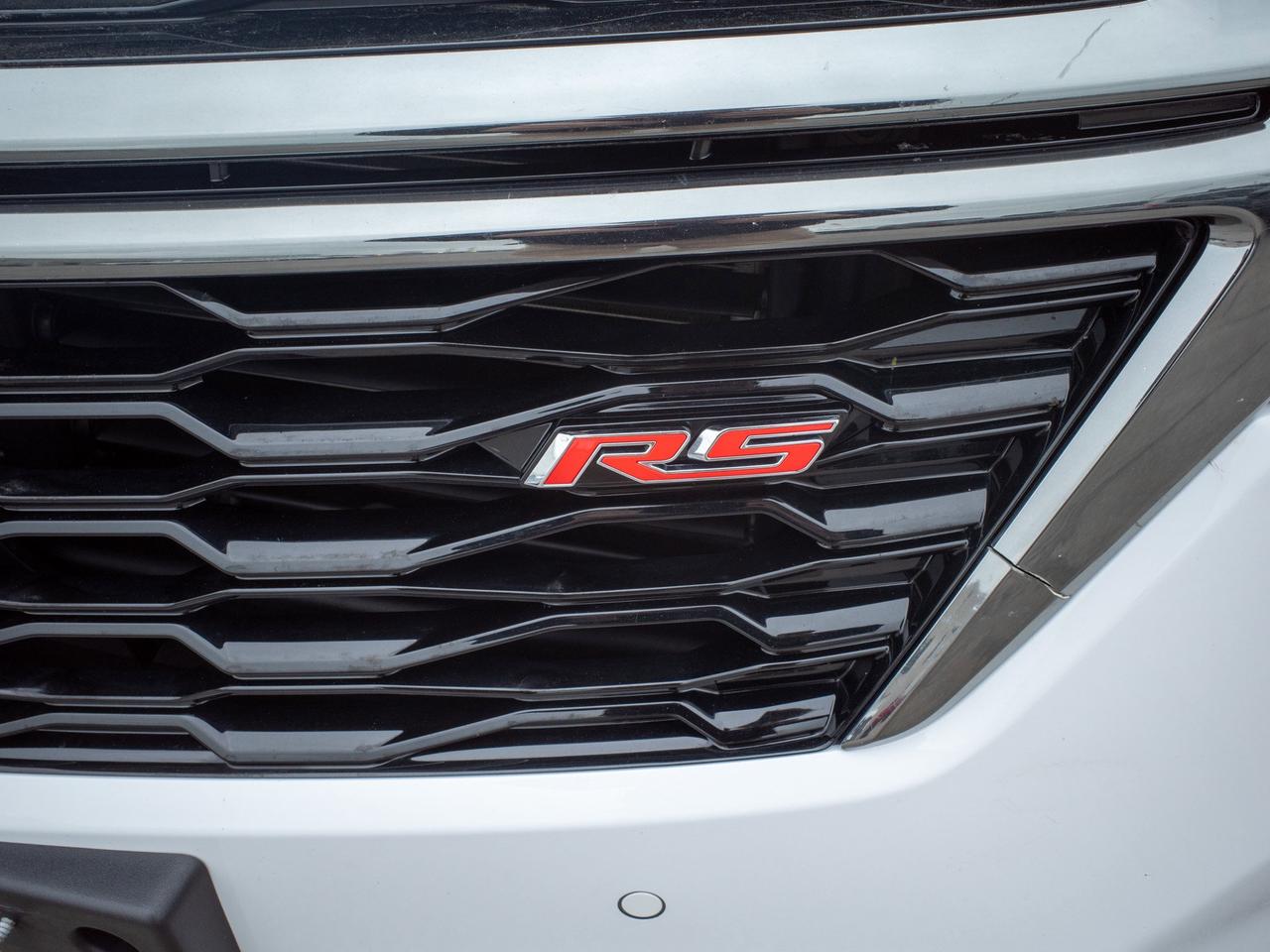2023 Chevrolet Equinox RS - Power Driver Seat   Remote Trunk Release Photo