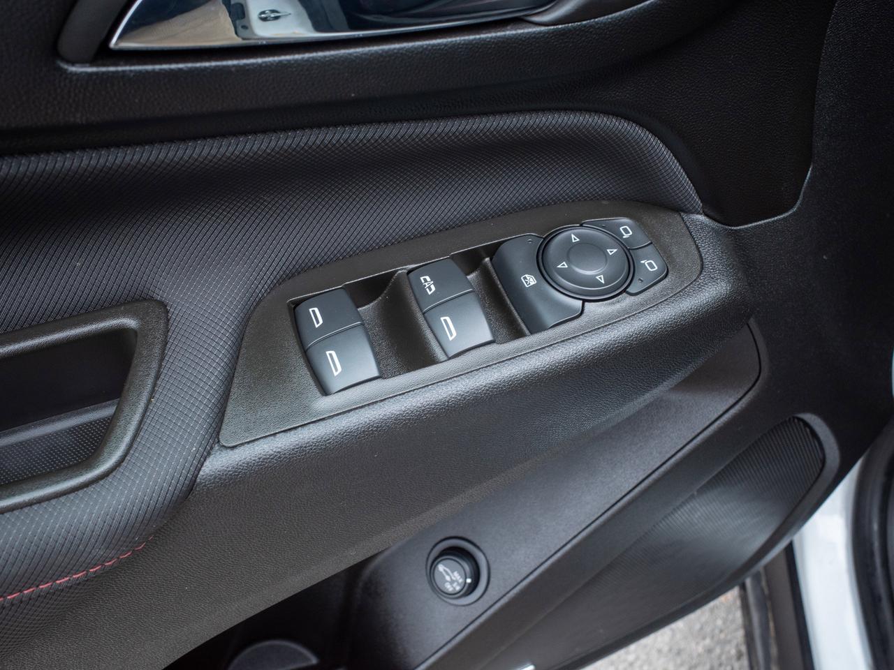 2023 Chevrolet Equinox RS - Power Driver Seat   Remote Trunk Release Photo