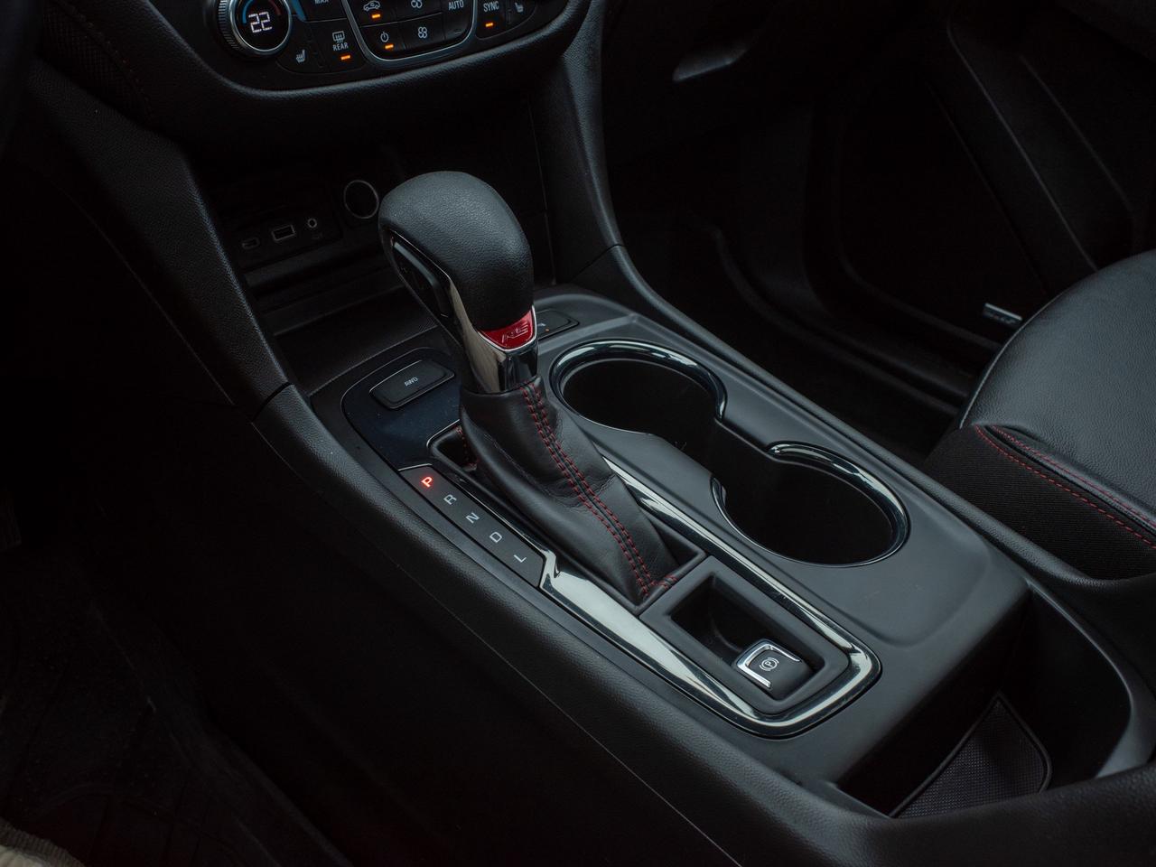 2023 Chevrolet Equinox RS - Power Driver Seat   Remote Trunk Release Photo