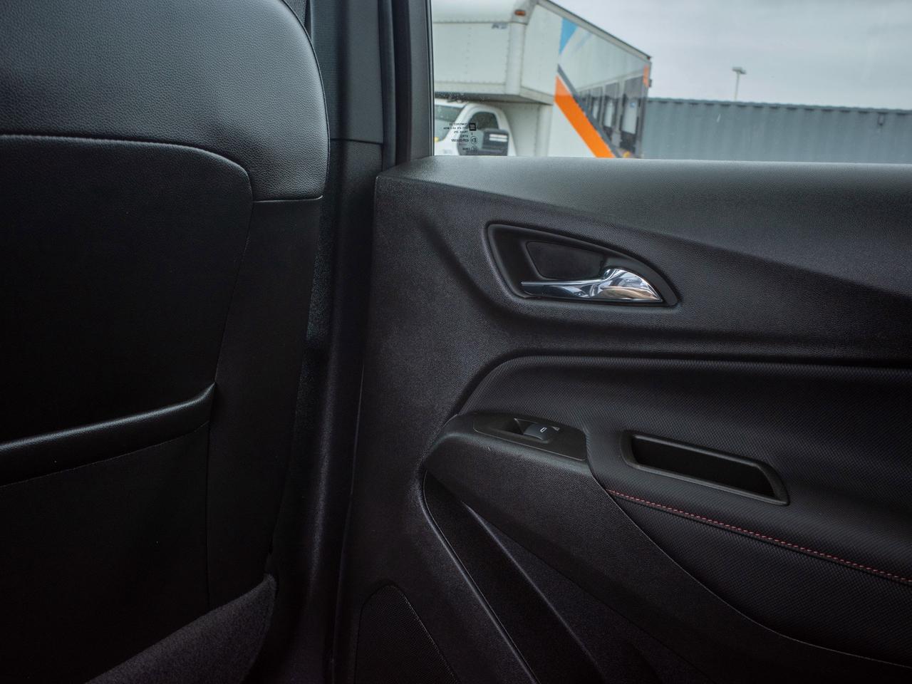 2023 Chevrolet Equinox RS - Power Driver Seat   Remote Trunk Release Photo