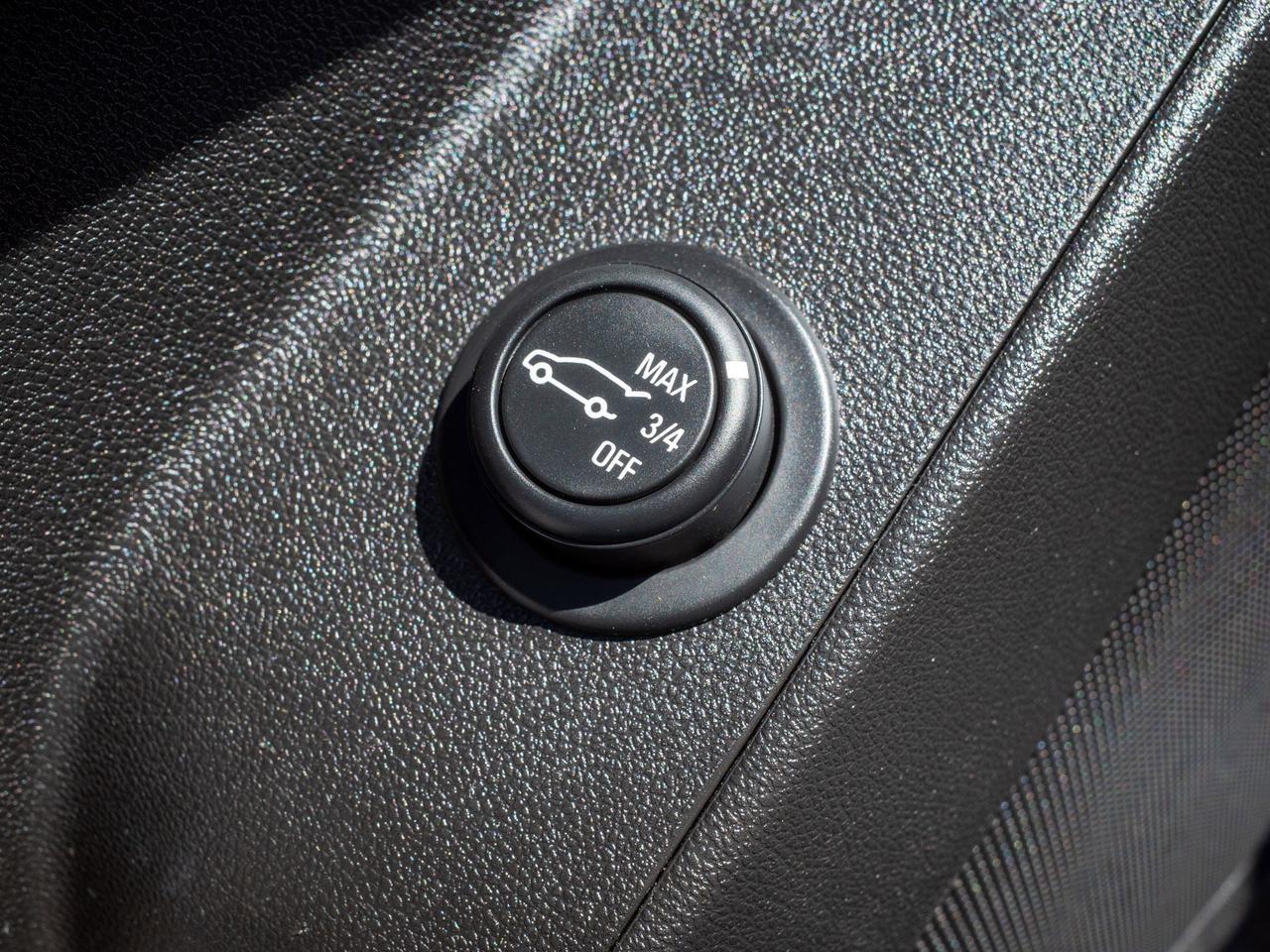 2018 Chevrolet Equinox LT - Heated Seats   Back-Up Camera Photo