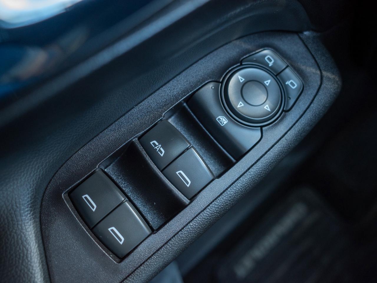 2018 Chevrolet Equinox LT - Heated Seats   Back-Up Camera Photo