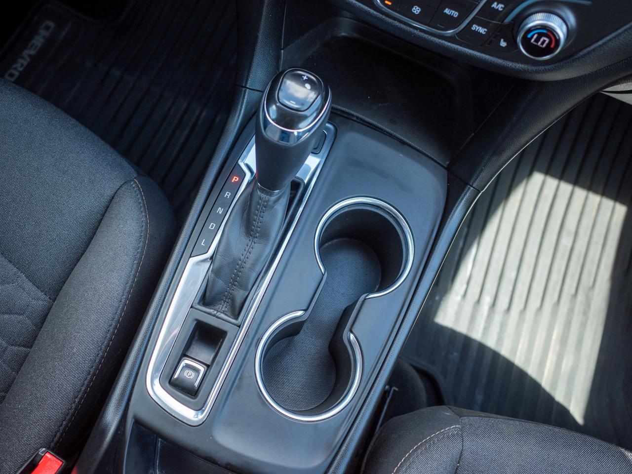 2018 Chevrolet Equinox LT - Heated Seats   Back-Up Camera Photo