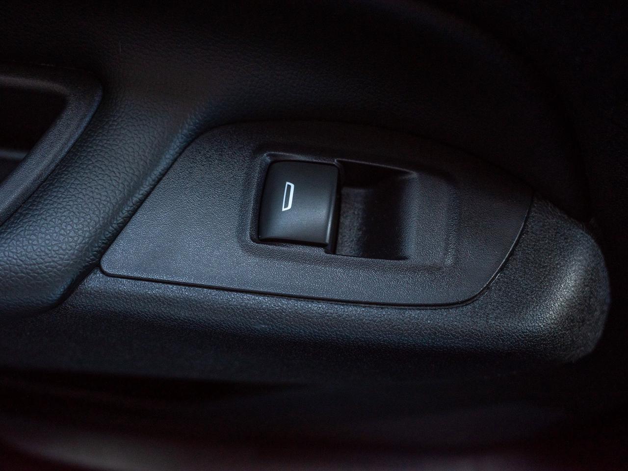 2018 Chevrolet Equinox LT - Heated Seats   Back-Up Camera Photo