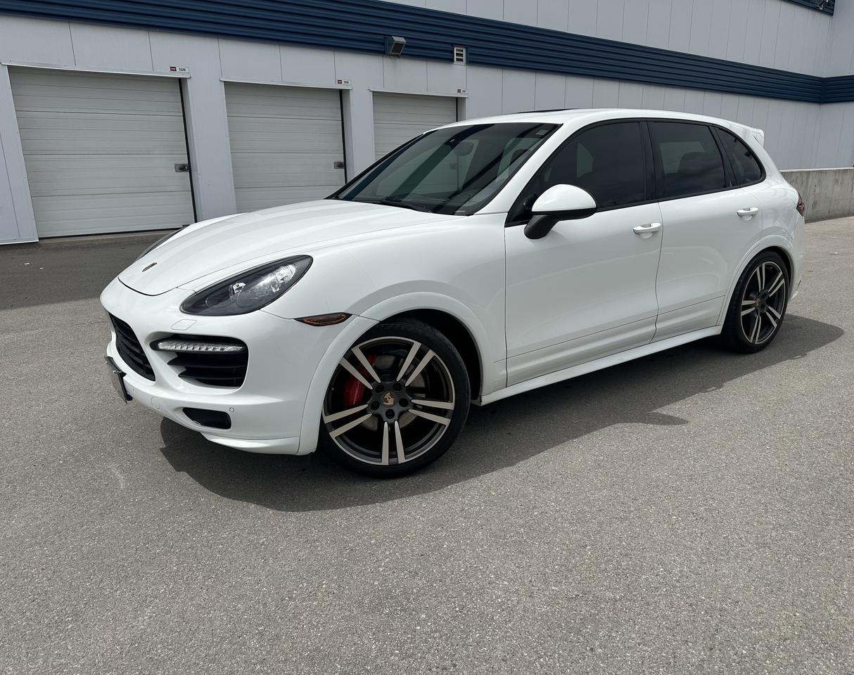 2013 Porsche Cayenne GTS NAVI HTD SEATS NO ACCIDENTS FINANCE & WARRANT Photo