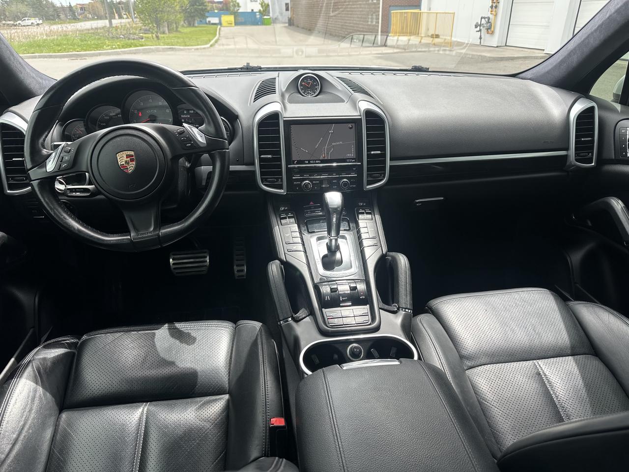 2013 Porsche Cayenne GTS NAVI HTD SEATS NO ACCIDENTS FINANCE & WARRANT Photo