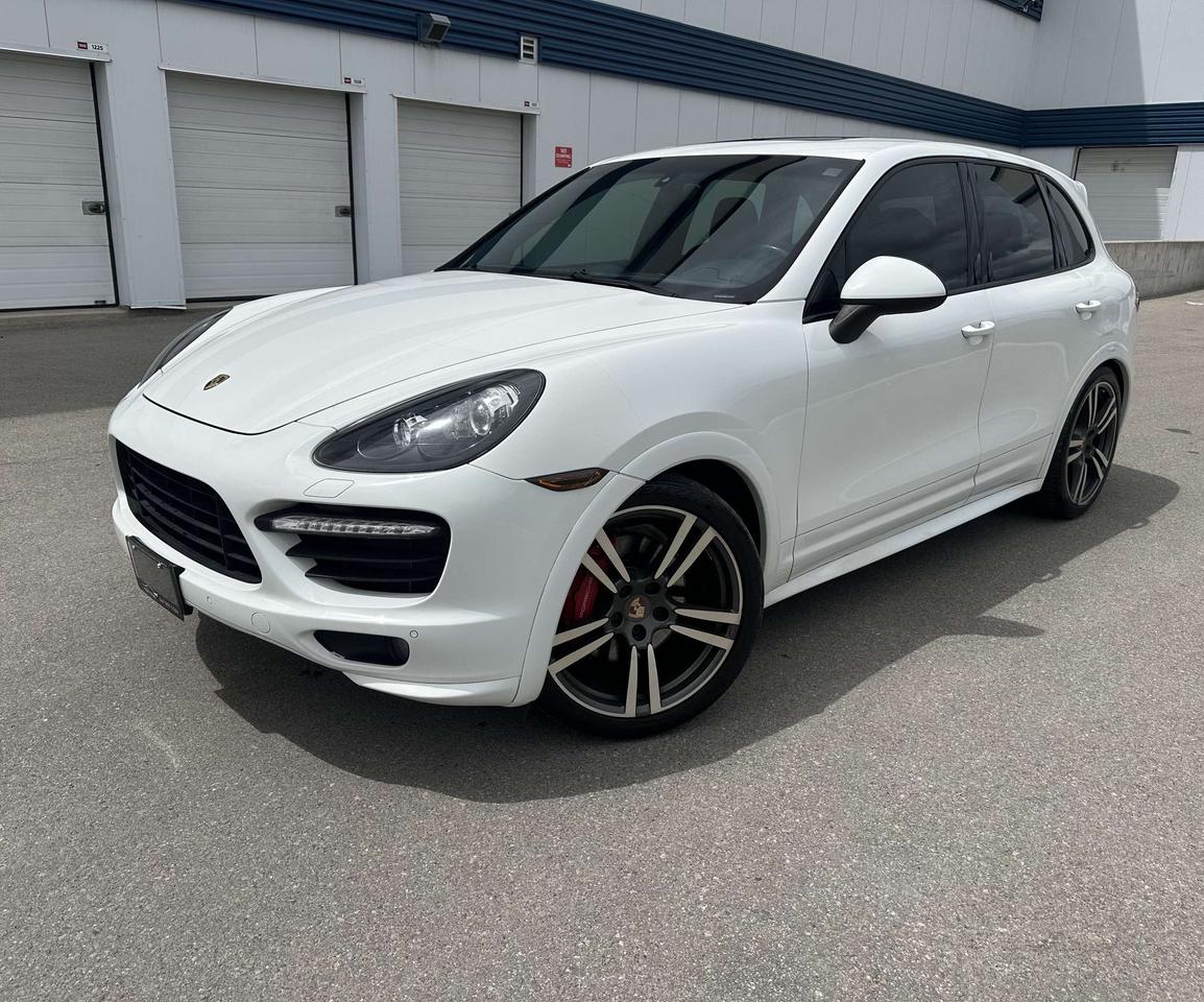 2013 Porsche Cayenne GTS NAVI HTD SEATS NO ACCIDENTS FINANCE & WARRANT Photo
