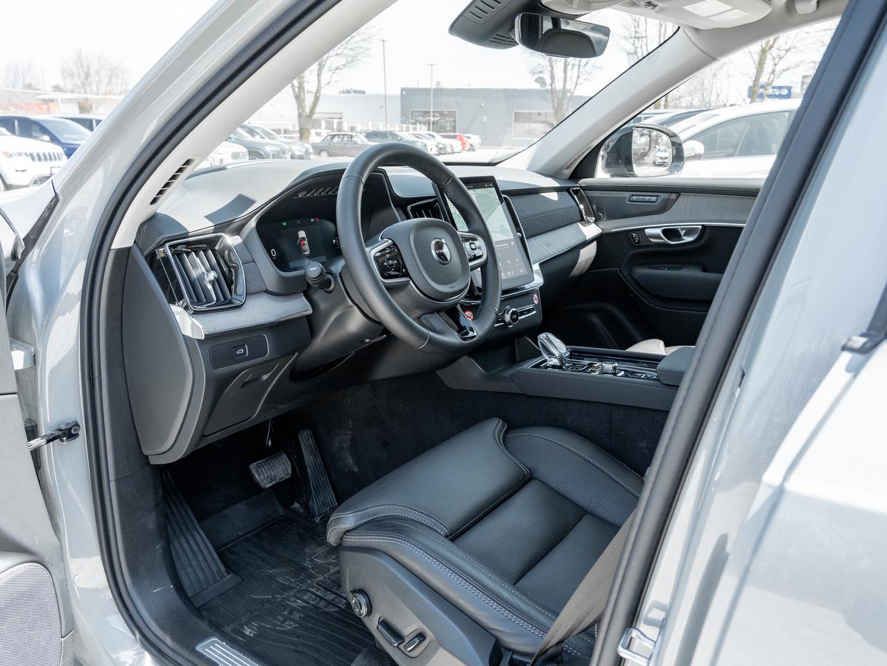 2026 Volvo XC90 B6 AWD Ultra  VOLVO CPO RATE fr 2.99%* Photo