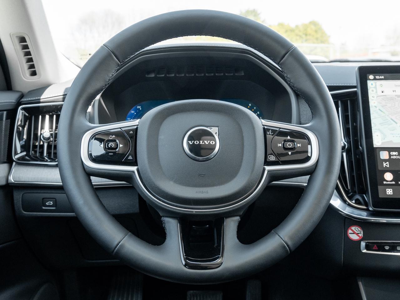 2026 Volvo XC90 B6 AWD Ultra  VOLVO CPO RATE fr 2.99%* Photo