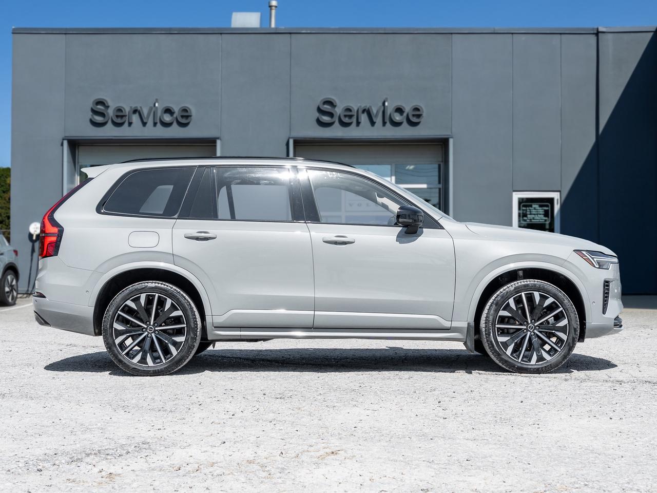 2026 Volvo XC90 B6 AWD Ultra  VOLVO CPO RATE fr 2.99%* Photo