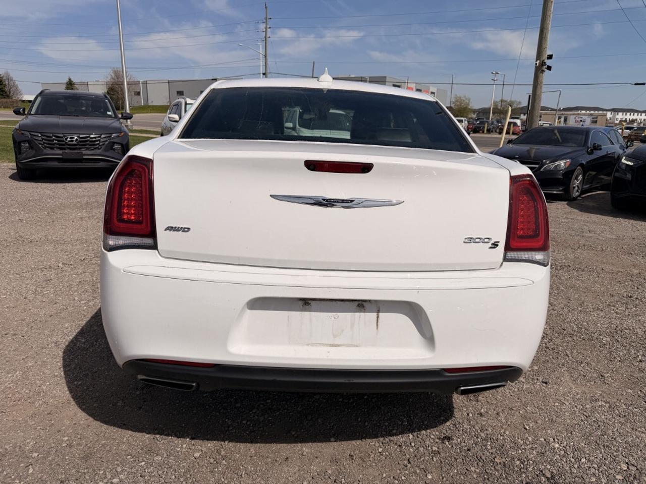 2018 Chrysler 300 300S AWD NAV LEATHER PANOROOF CAMERA HTD SEATS Photo