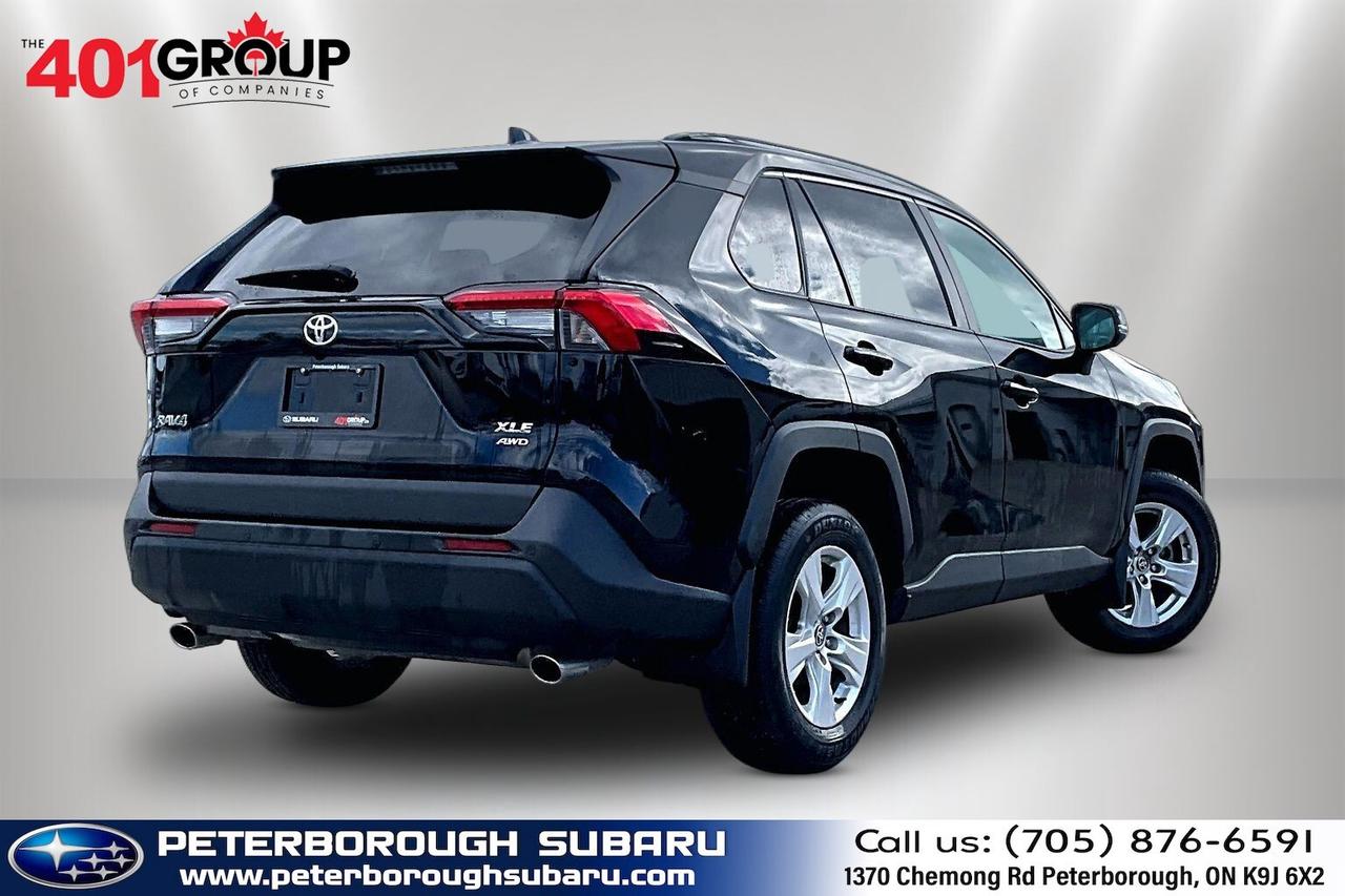 2021 Toyota RAV4 XLE AWD   SUNROOF   POWER TRUNK   HEAT SEATS/STEER Photo