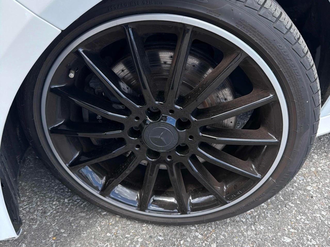 2018 Mercedes-Benz CLA CLA 250 4MATIC Coupe Photo4