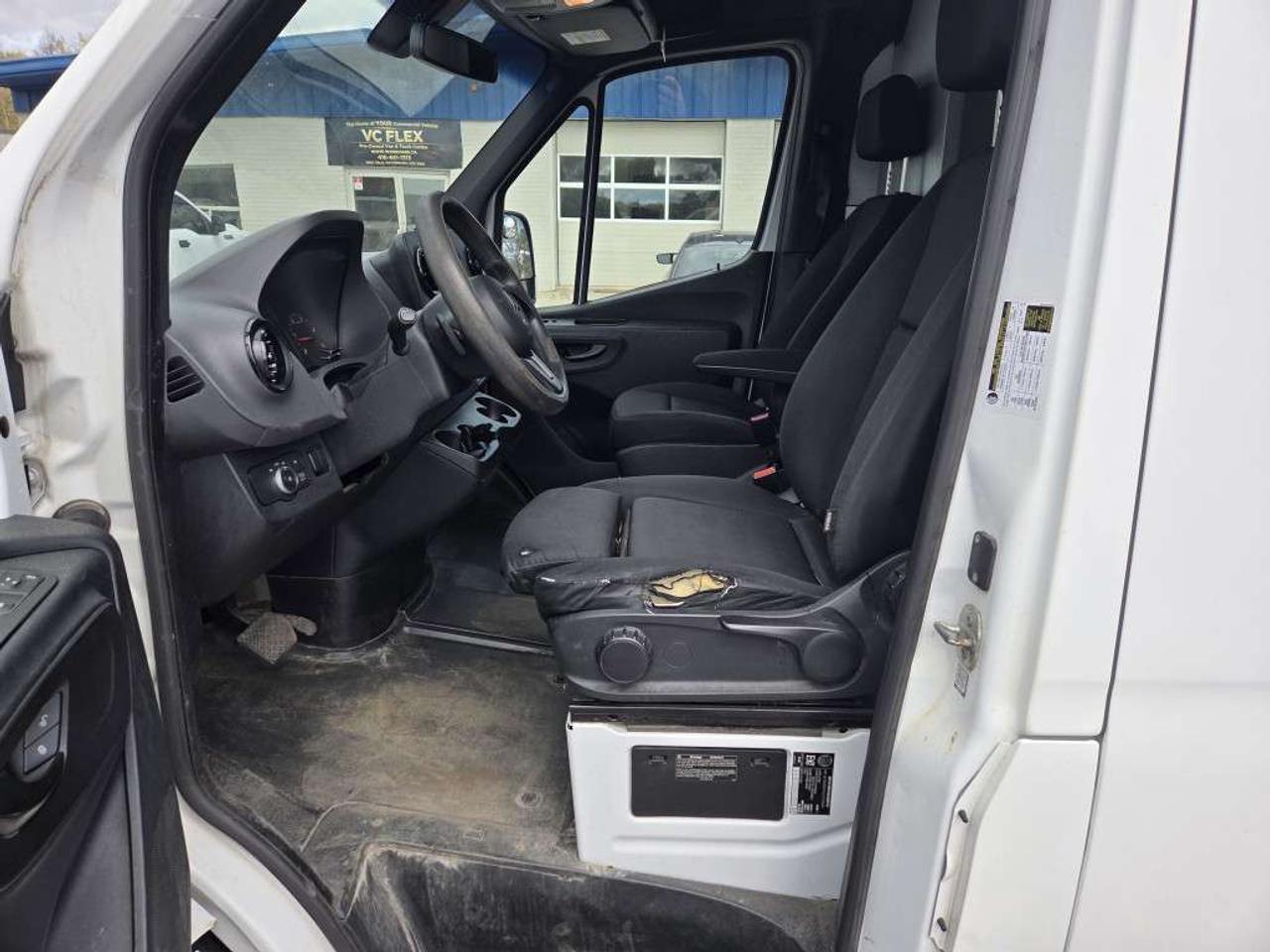 2020 Mercedes-Benz Sprinter 2500 144WB V6 Diesel - HCV-294884 - -None Photo