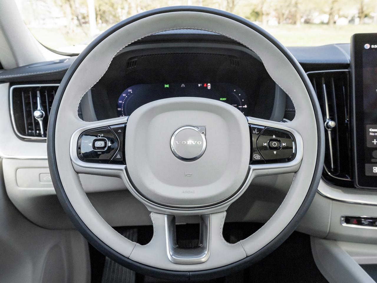 2026 Volvo XC60 Plug-In Hybrid T8 AWD Ultra Dark Theme  EXEC DEMO  LIKE NEW Photo