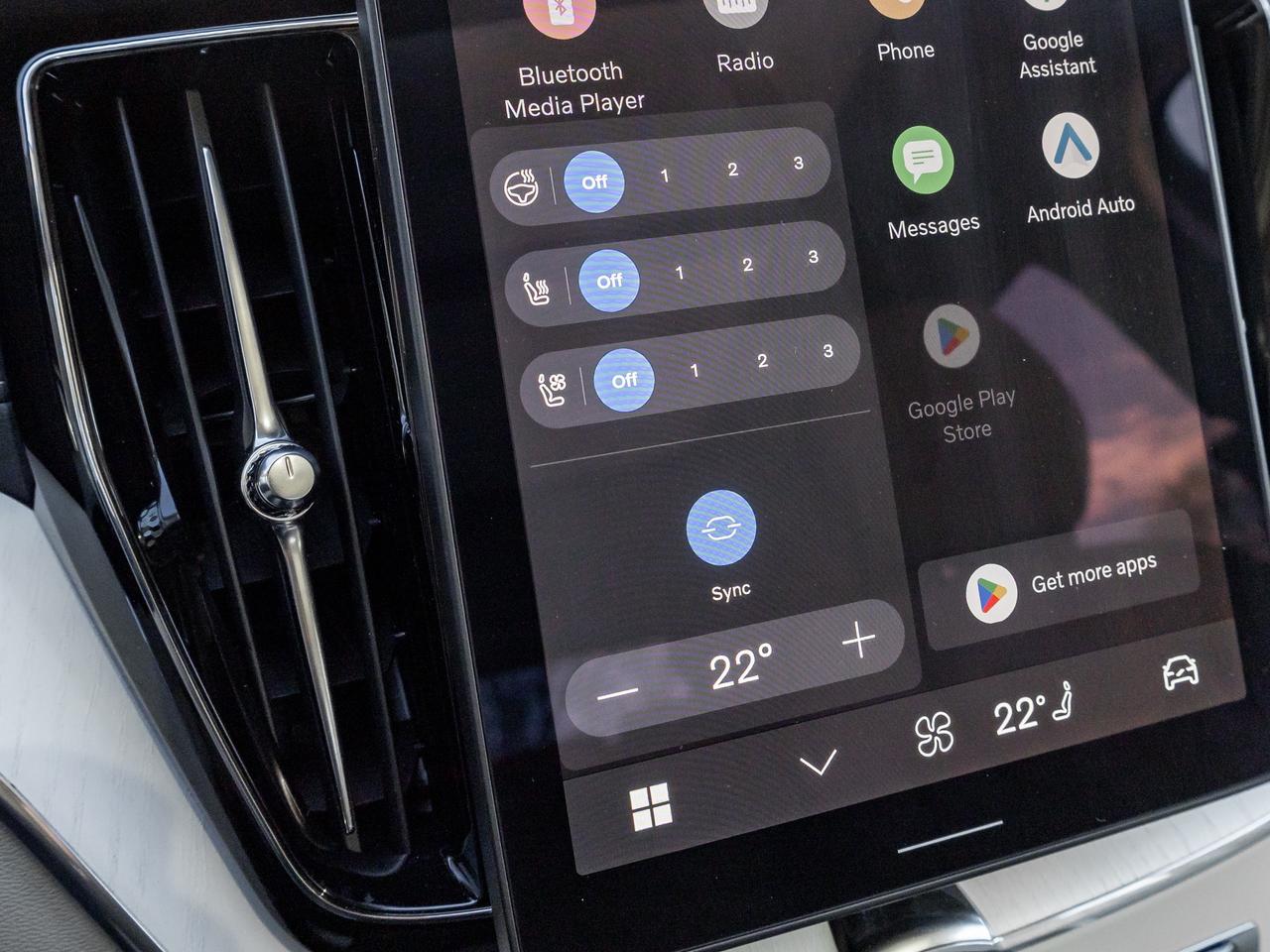 2026 Volvo XC60 Plug-In Hybrid T8 AWD Ultra Dark Theme  EXEC DEMO  LIKE NEW Photo