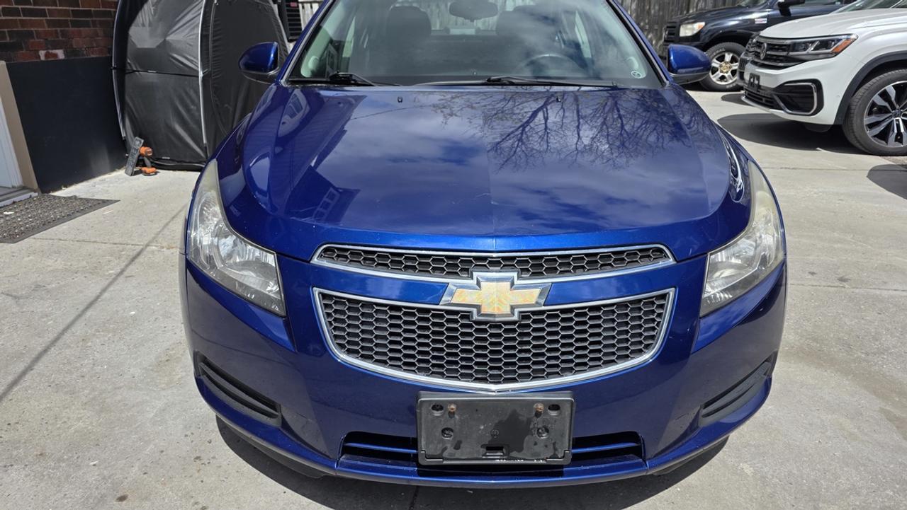 2012 Chevrolet Cruze 1LT Photo