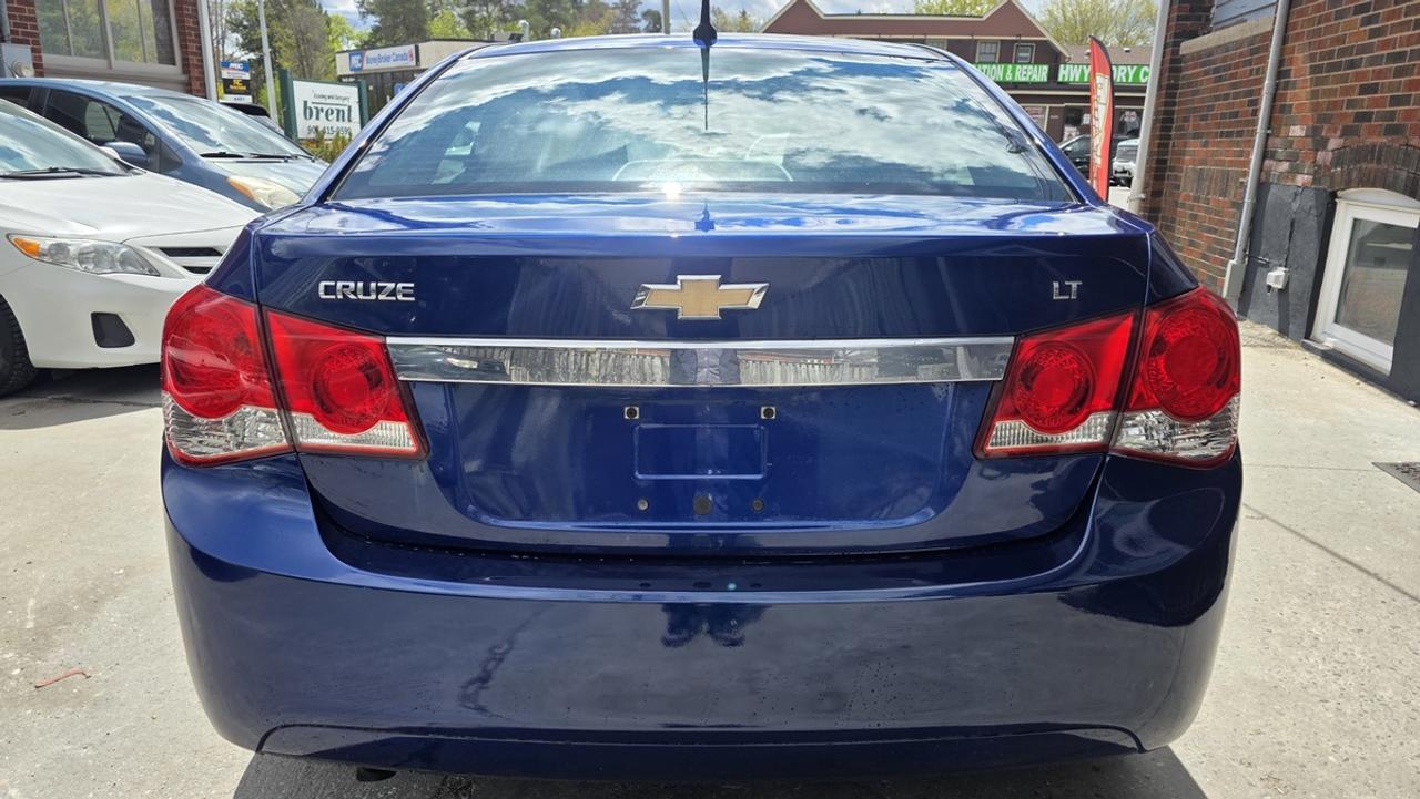 2012 Chevrolet Cruze 1LT Photo3