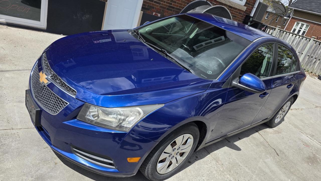 2012 Chevrolet Cruze 1LT Photo
