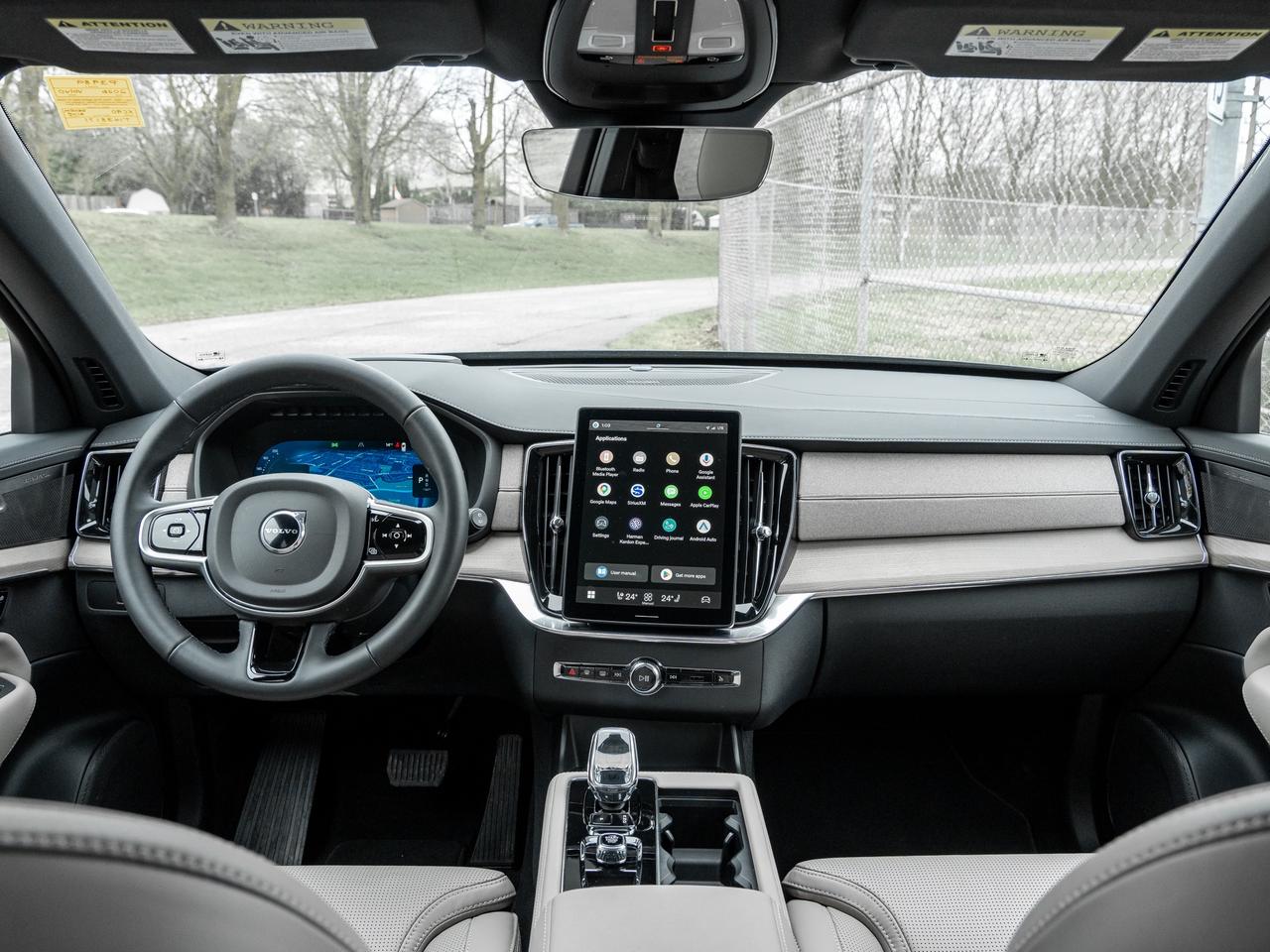2026 Volvo XC90 B6 AWD Ultra Dark Theme  CPO RATE fr 2.99%* Photo