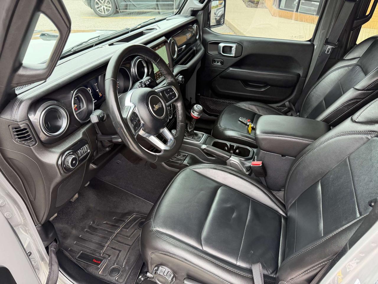 2021 Jeep Wrangler Altitude 1 Owner 6 Speed Clean Carfax Certified Photo